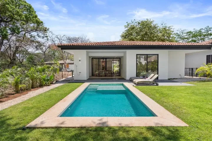Casa 7 at Entroterra, with a private pool and covered terrace